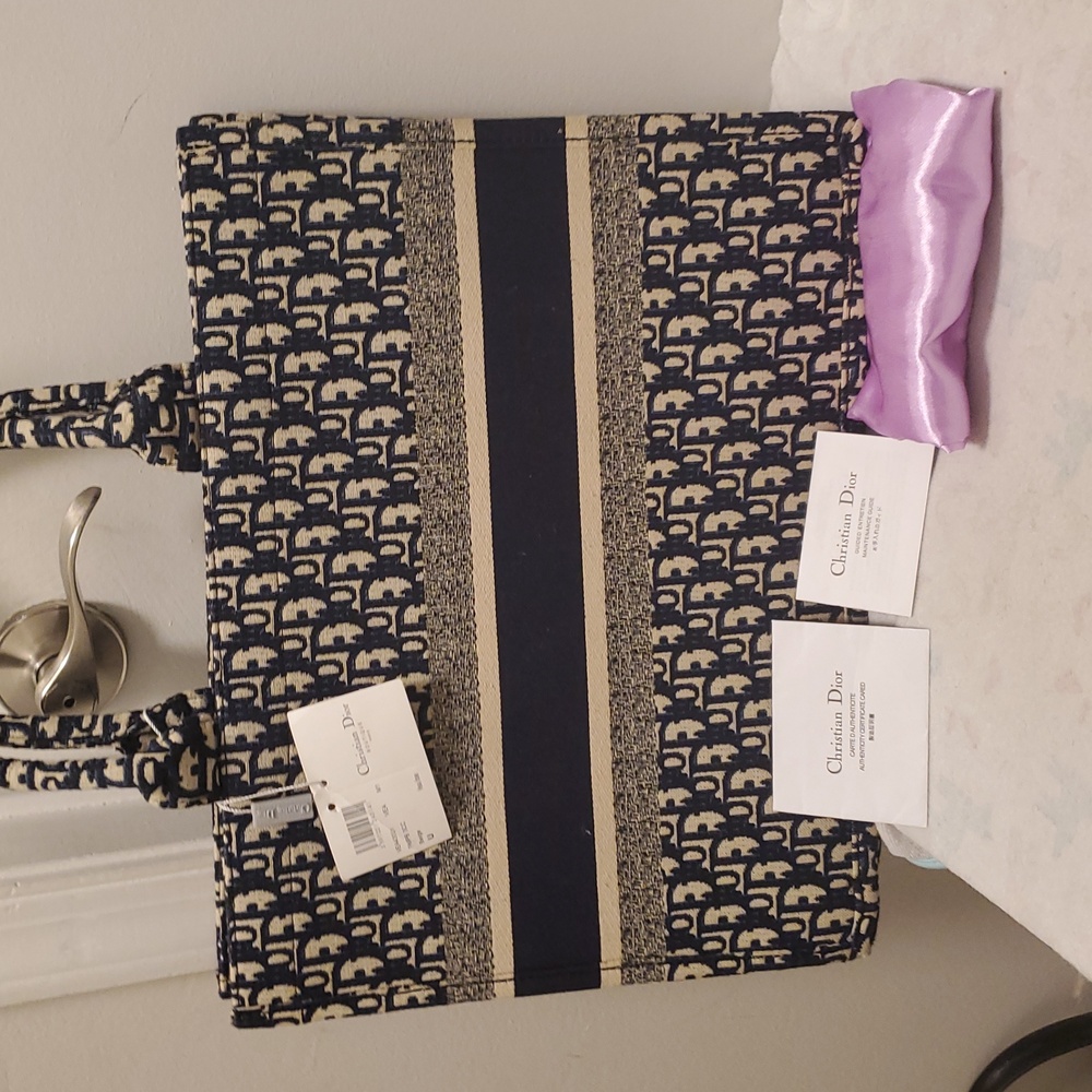 Dior Monogram Navy and Cream Tote - Picture 2 of 4